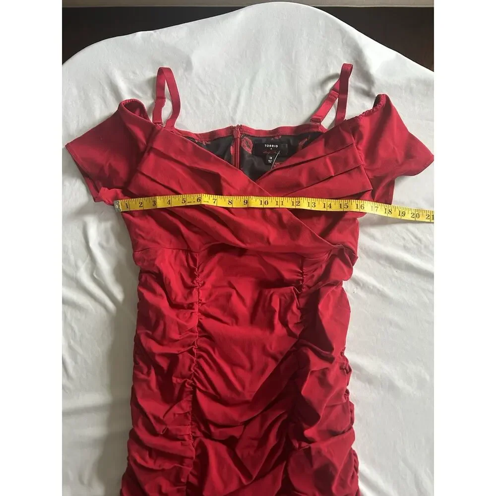 Torrid Marilyn Monroe Midi Ruched Off Shoulder Dress Womens Size 10 Red NWT - Picture 8 of 10